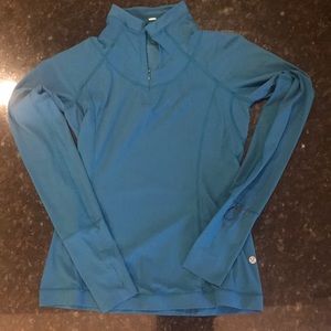 Quarter zip lululemon long sleeved shirt
